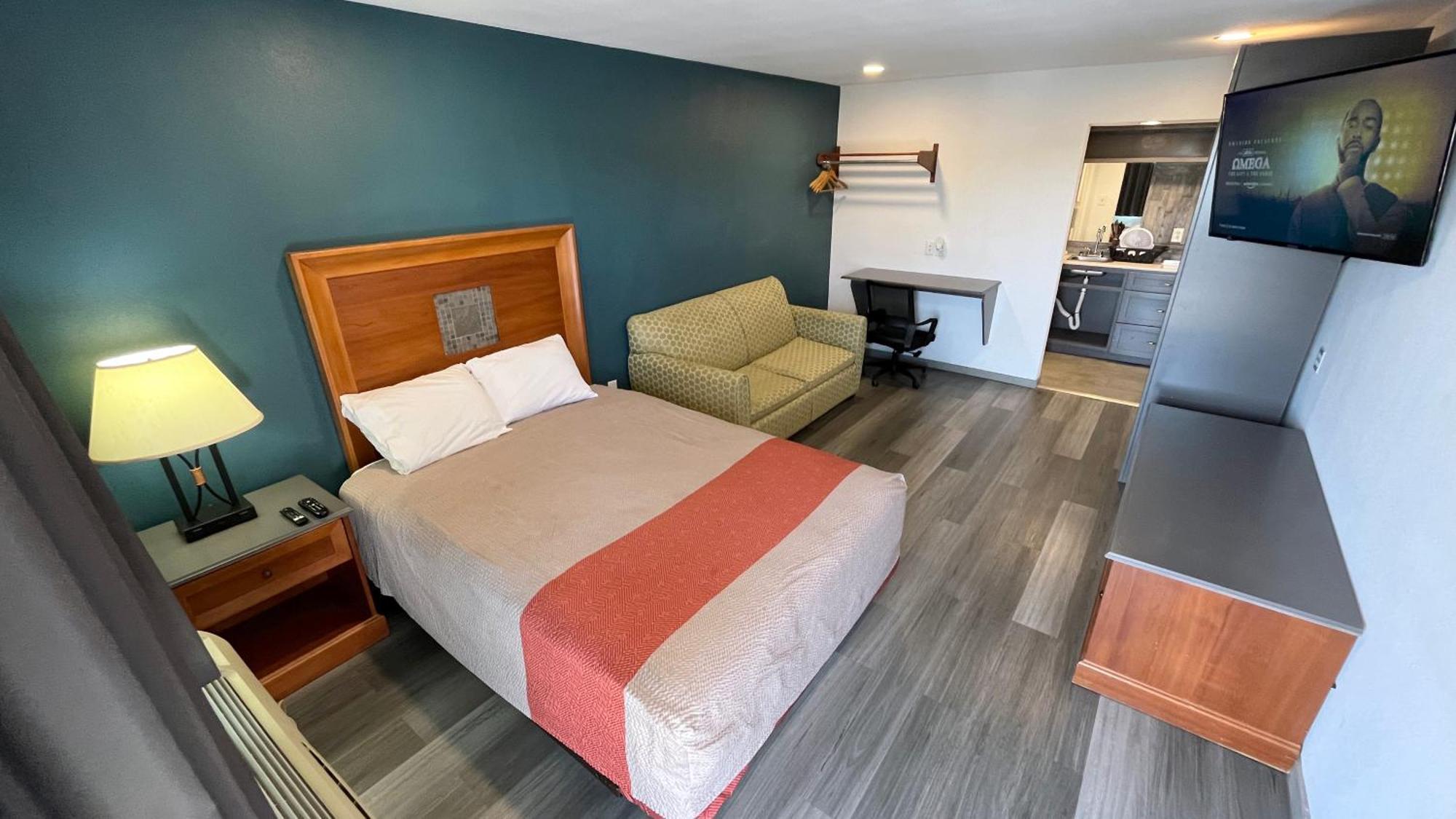 Town Place Studio Apartment Snyder エクステリア 写真